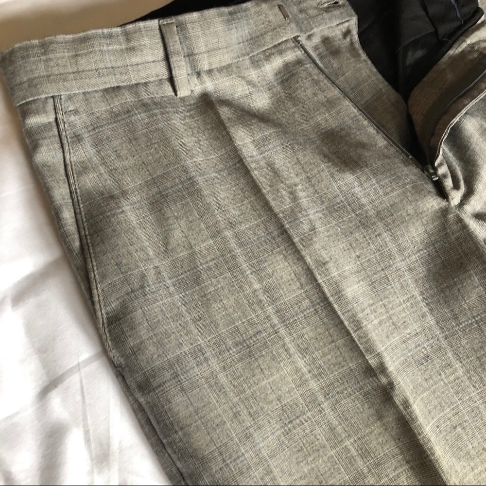 Banana Republic Relaxed Fit Pant
